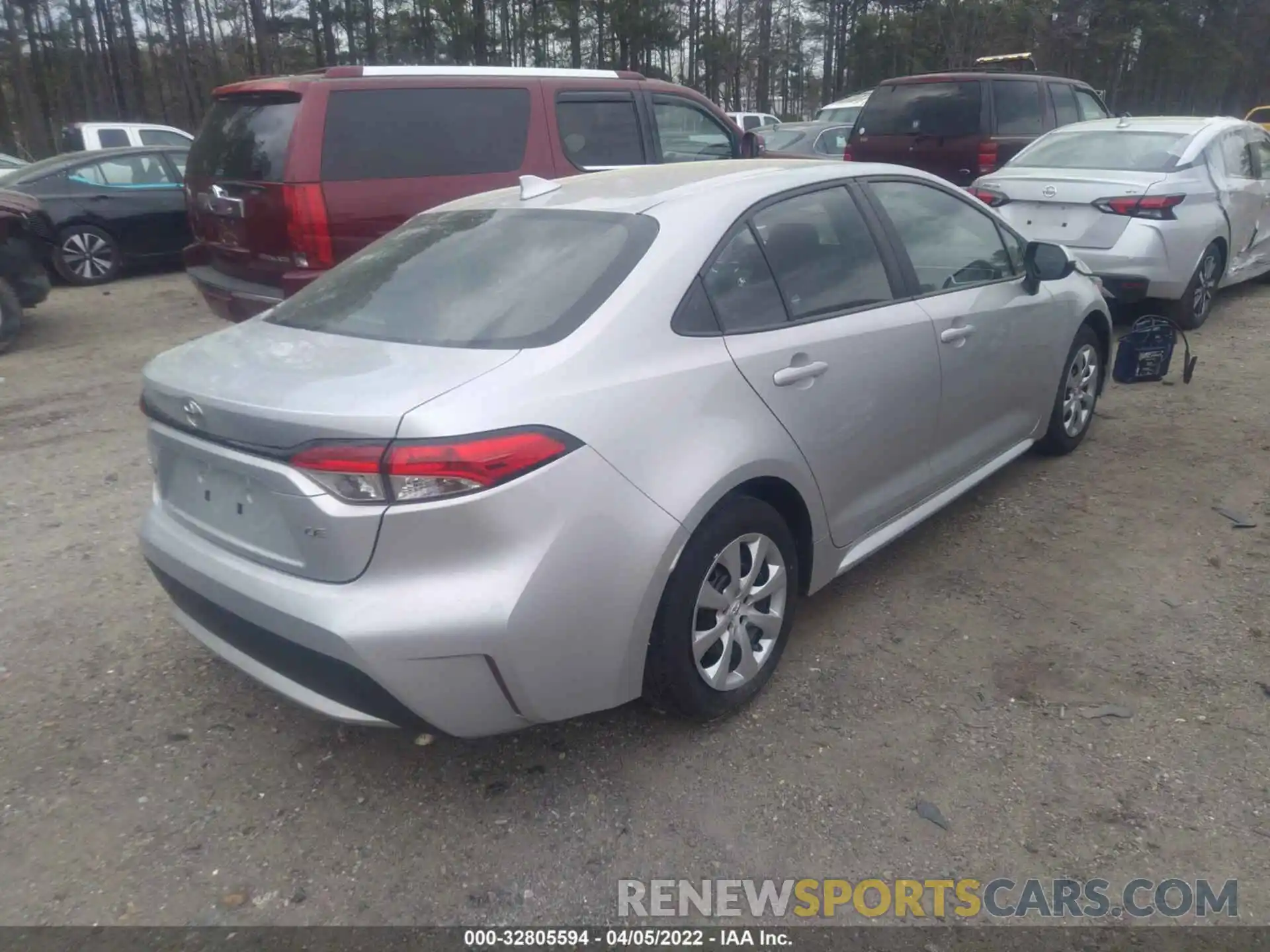 4 Photograph of a damaged car 5YFEPMAE7MP184383 TOYOTA COROLLA 2021