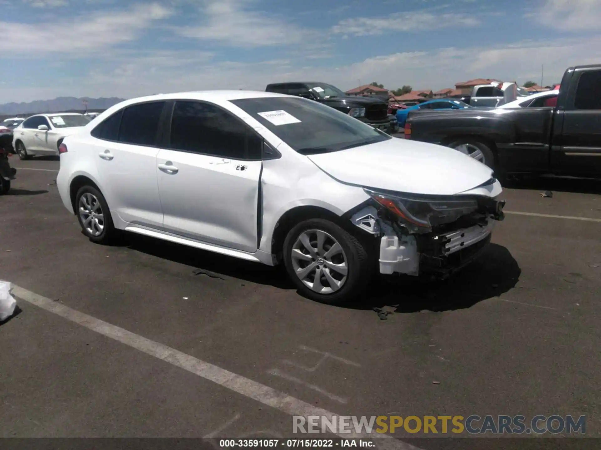 1 Photograph of a damaged car 5YFEPMAE7MP190412 TOYOTA COROLLA 2021