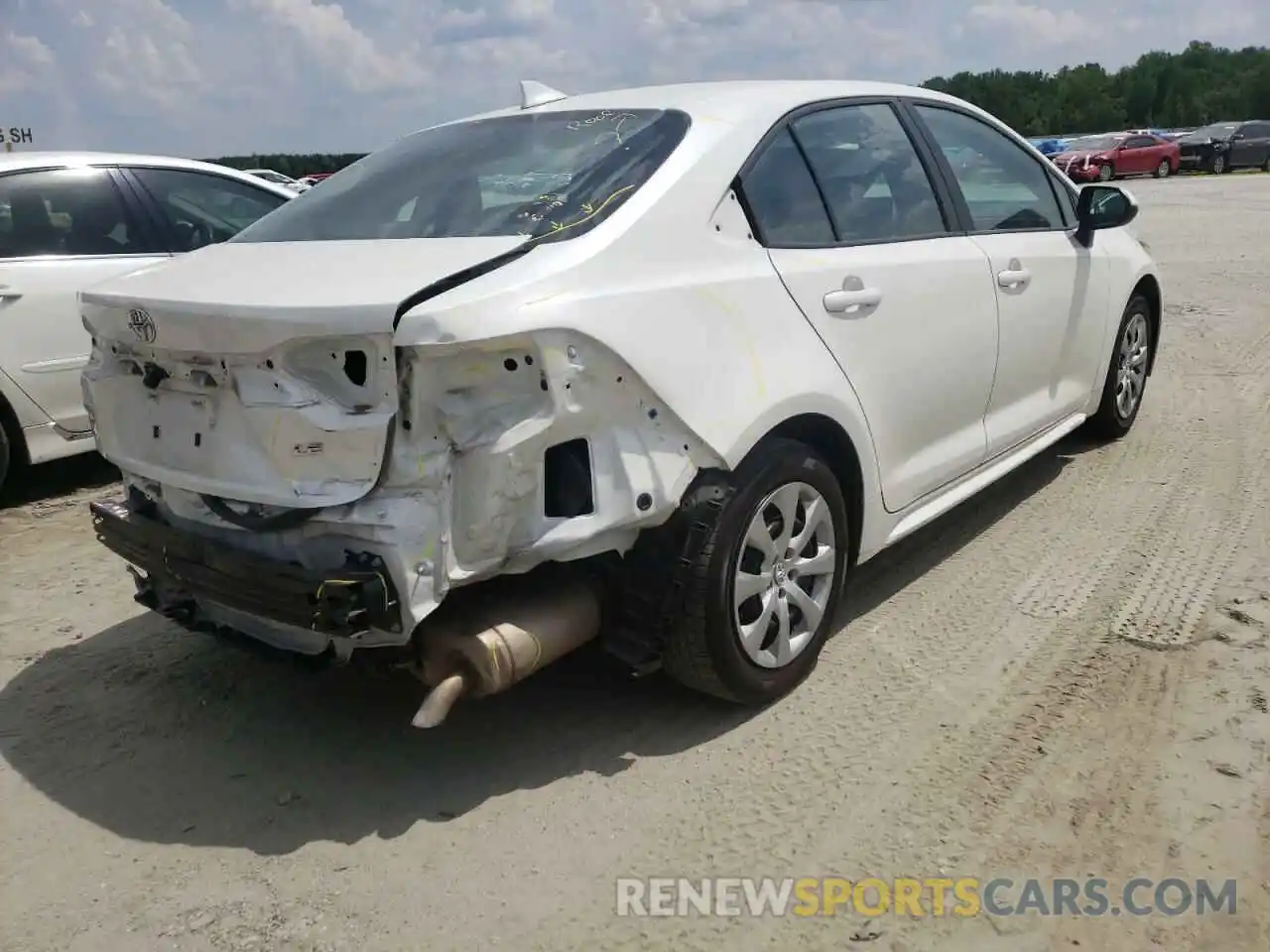 4 Photograph of a damaged car 5YFEPMAE7MP195898 TOYOTA COROLLA 2021