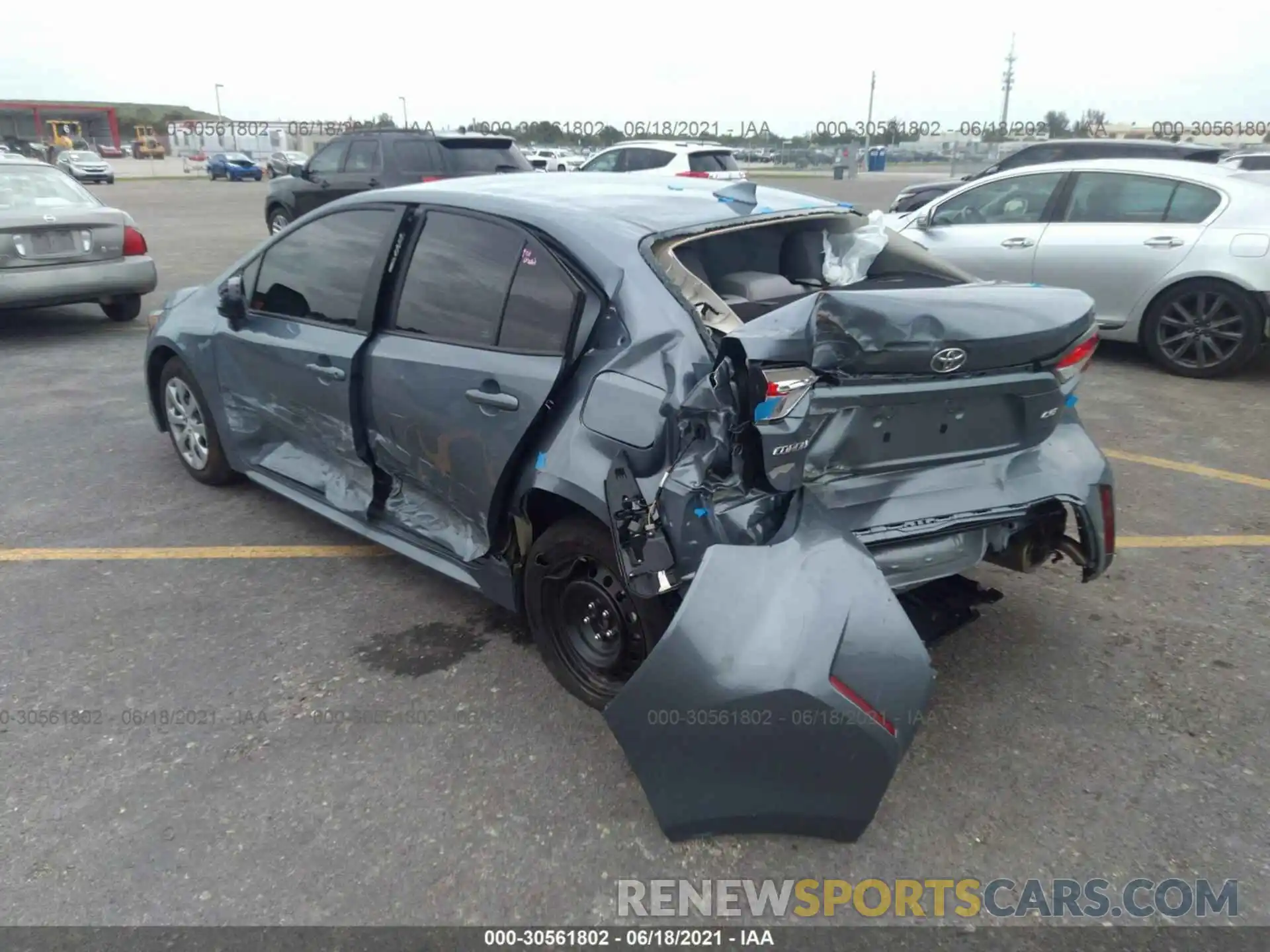 3 Photograph of a damaged car 5YFEPMAE7MP195903 TOYOTA COROLLA 2021