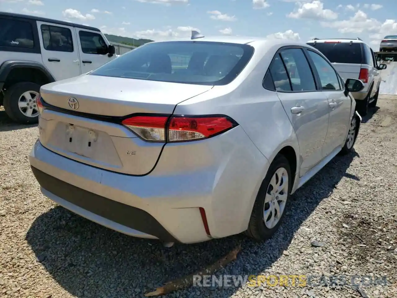 4 Photograph of a damaged car 5YFEPMAE7MP196887 TOYOTA COROLLA 2021