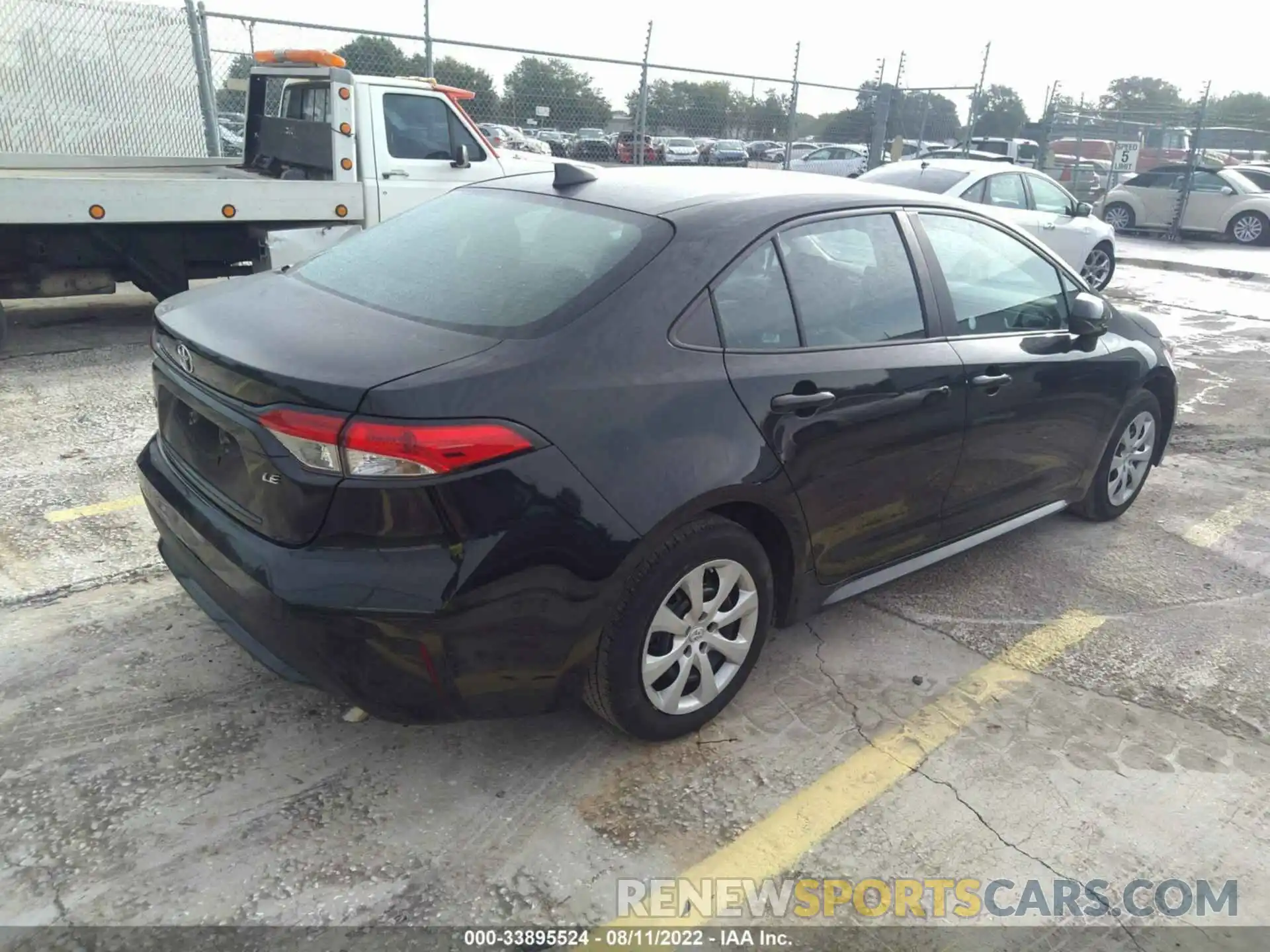 4 Photograph of a damaged car 5YFEPMAE7MP202204 TOYOTA COROLLA 2021