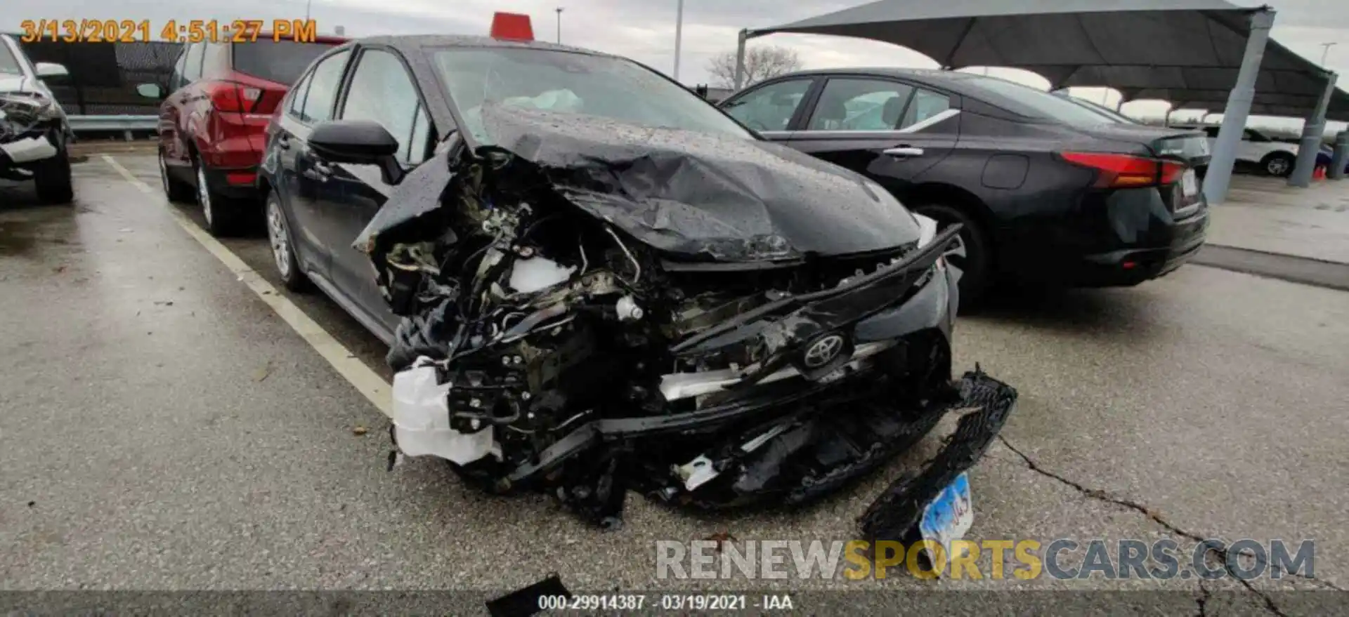 12 Photograph of a damaged car 5YFEPMAE7MP206060 TOYOTA COROLLA 2021
