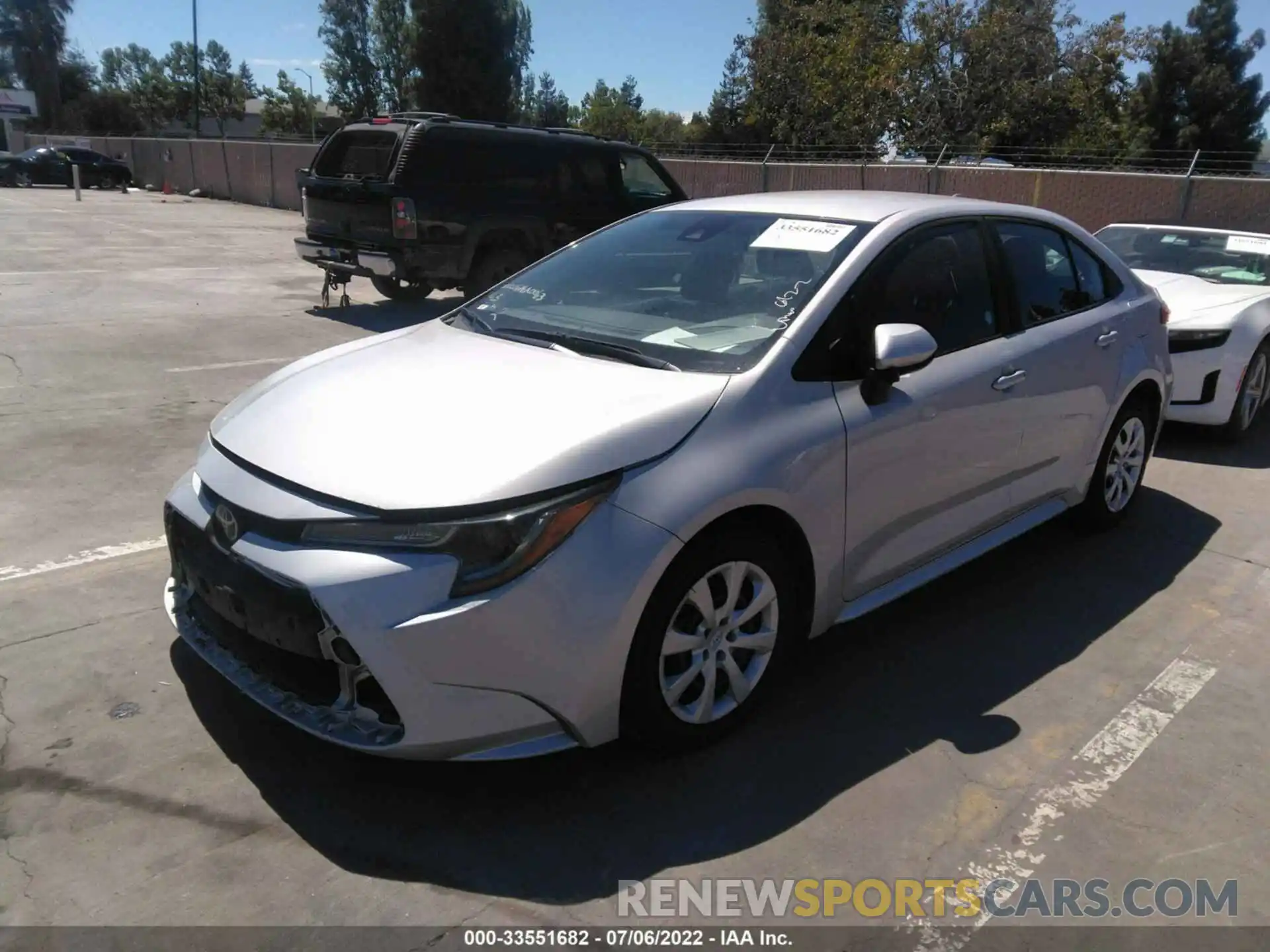 2 Photograph of a damaged car 5YFEPMAE7MP207192 TOYOTA COROLLA 2021