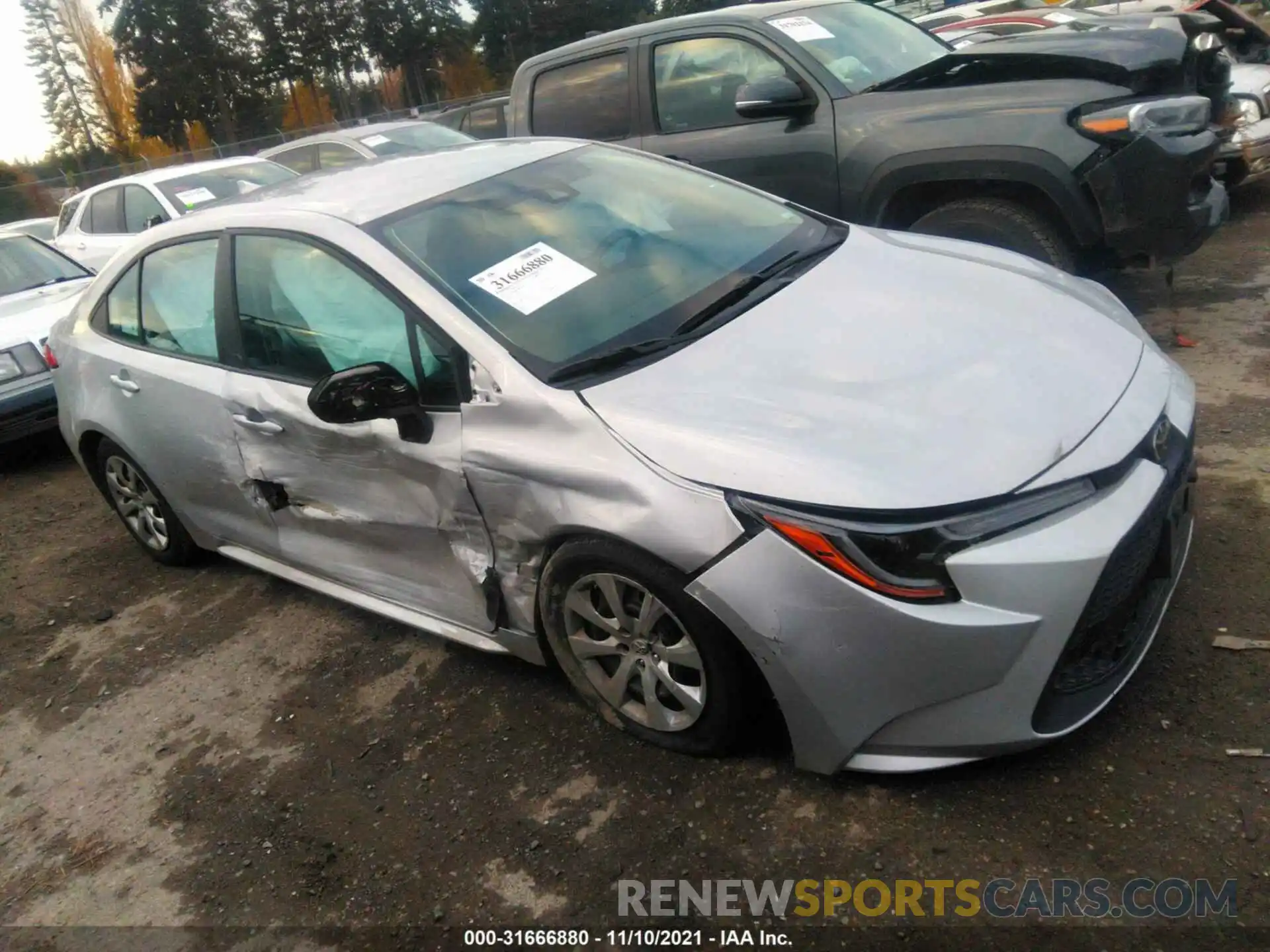 1 Photograph of a damaged car 5YFEPMAE7MP210013 TOYOTA COROLLA 2021