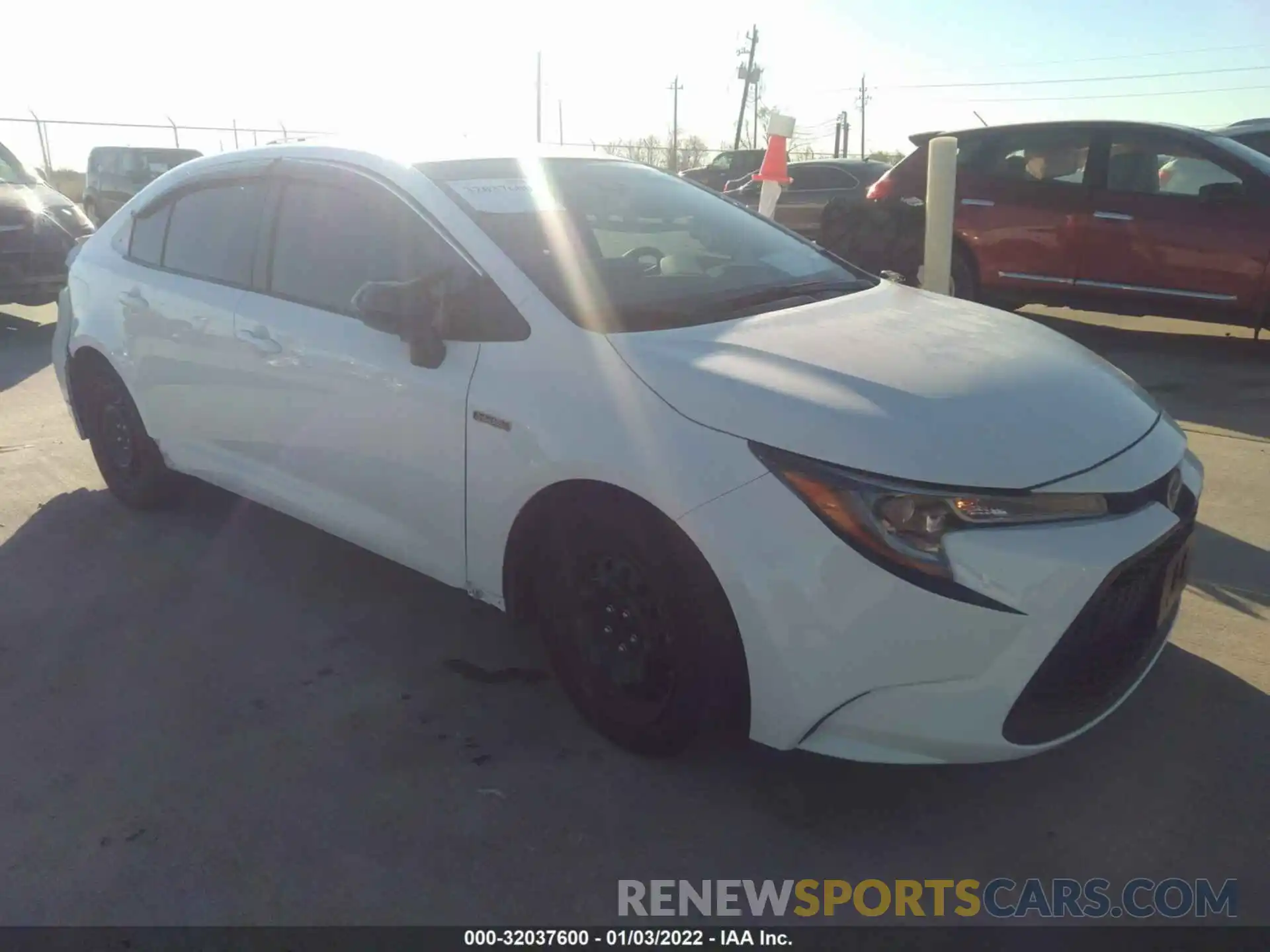 1 Photograph of a damaged car 5YFEPMAE7MP210478 TOYOTA COROLLA 2021