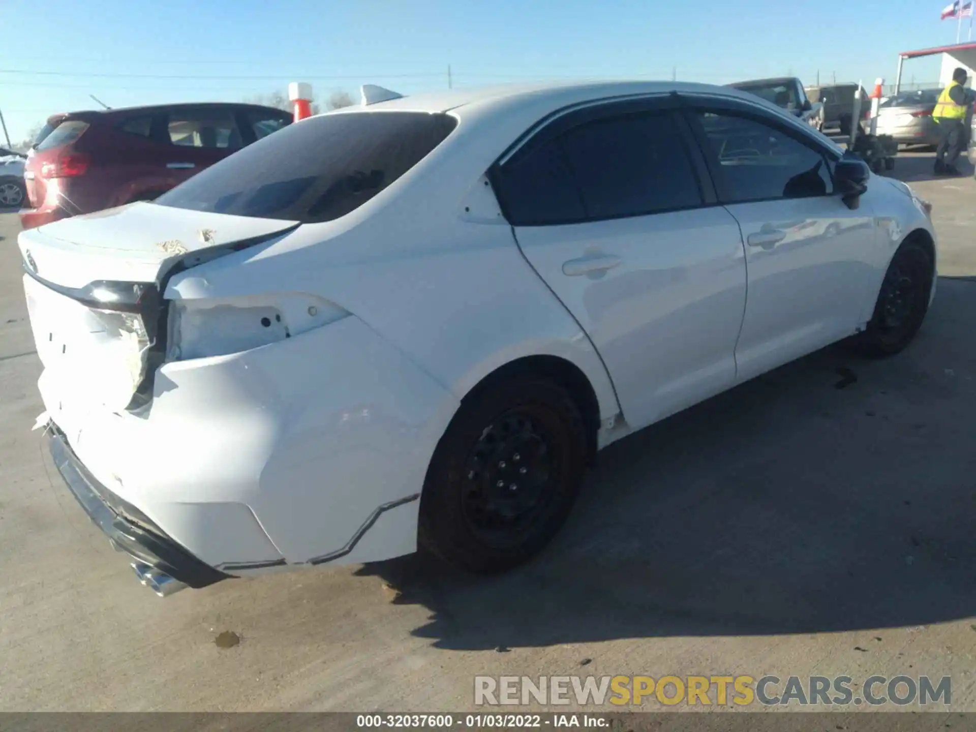 4 Photograph of a damaged car 5YFEPMAE7MP210478 TOYOTA COROLLA 2021