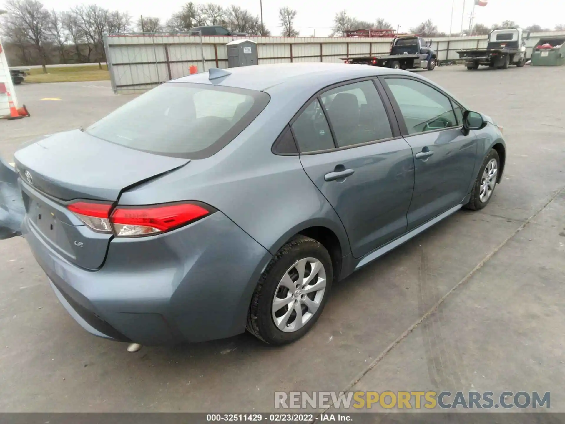 4 Photograph of a damaged car 5YFEPMAE7MP210982 TOYOTA COROLLA 2021