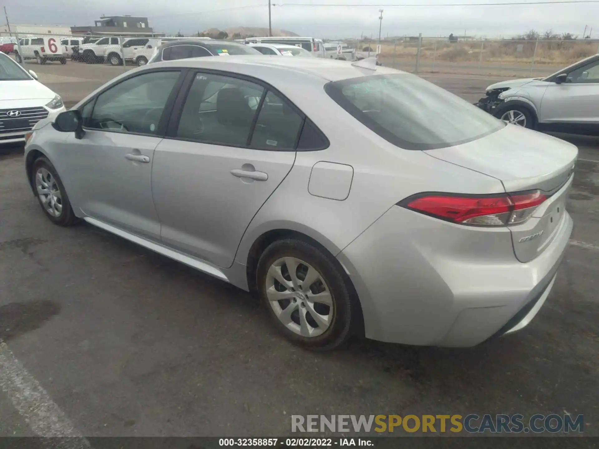 3 Photograph of a damaged car 5YFEPMAE7MP214353 TOYOTA COROLLA 2021