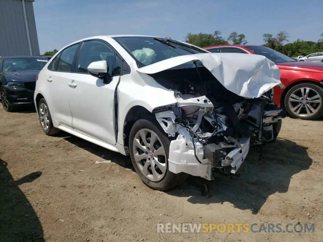 1 Photograph of a damaged car 5YFEPMAE7MP216121 TOYOTA COROLLA 2021