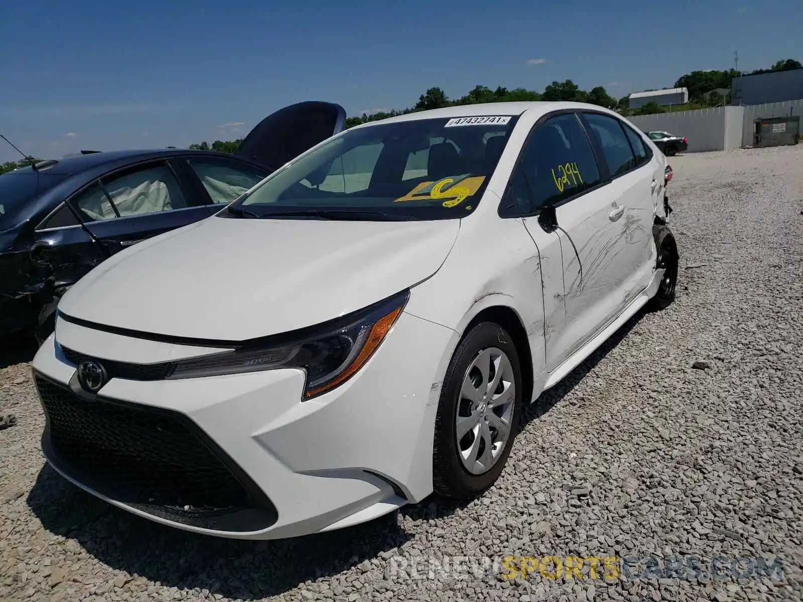 2 Photograph of a damaged car 5YFEPMAE7MP216264 TOYOTA COROLLA 2021