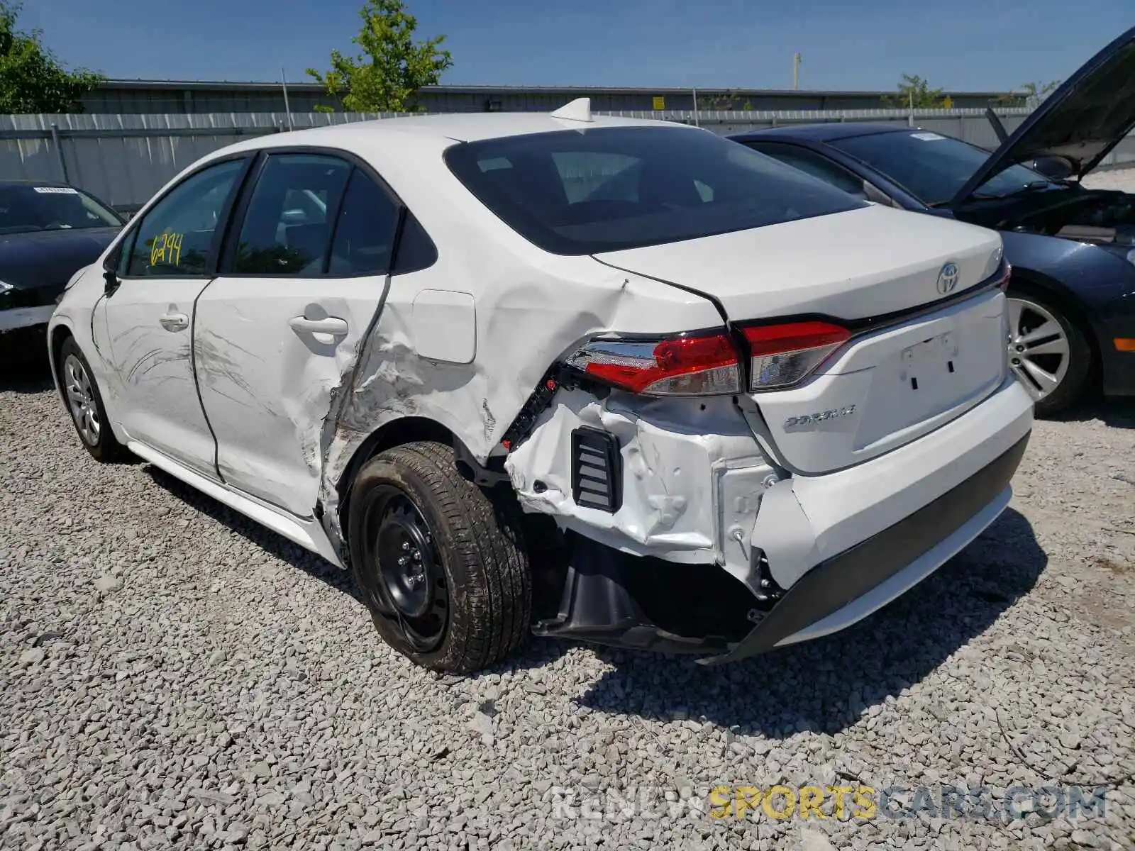 3 Photograph of a damaged car 5YFEPMAE7MP216264 TOYOTA COROLLA 2021