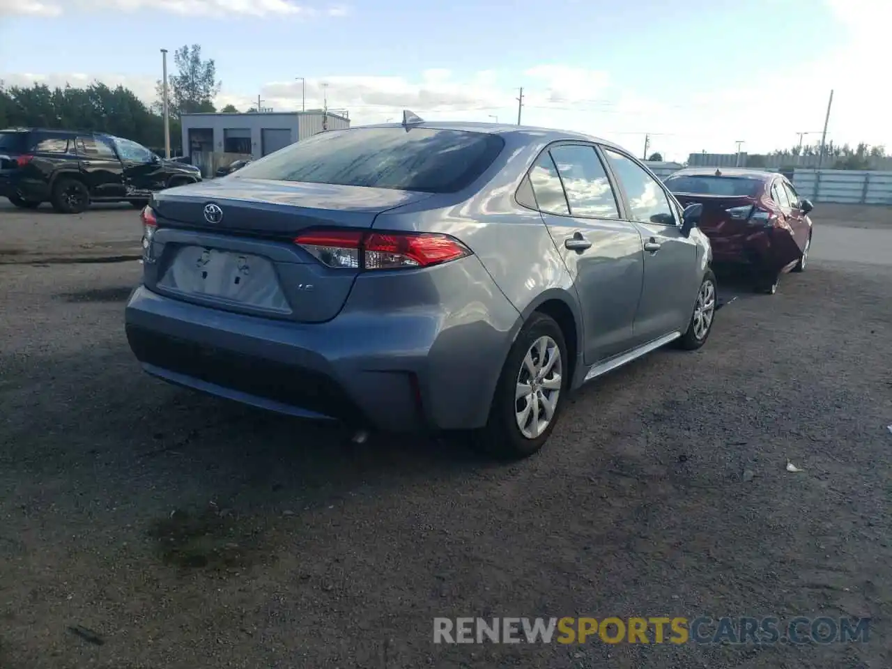 4 Photograph of a damaged car 5YFEPMAE7MP217608 TOYOTA COROLLA 2021