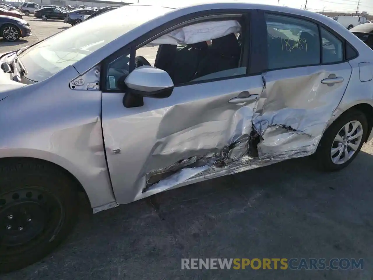 9 Photograph of a damaged car 5YFEPMAE7MP218032 TOYOTA COROLLA 2021