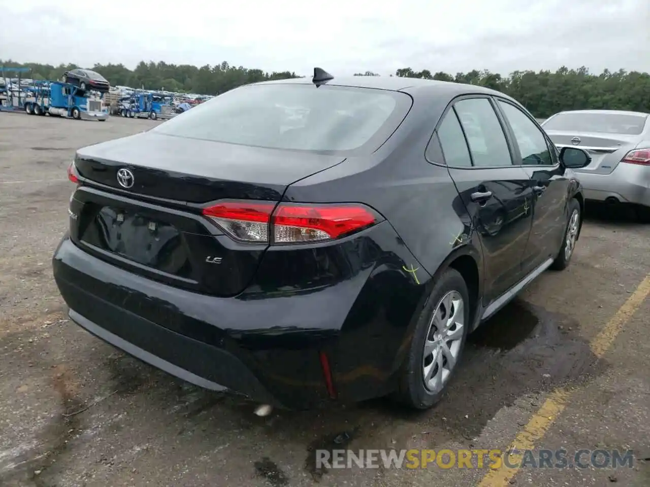 4 Photograph of a damaged car 5YFEPMAE7MP218421 TOYOTA COROLLA 2021