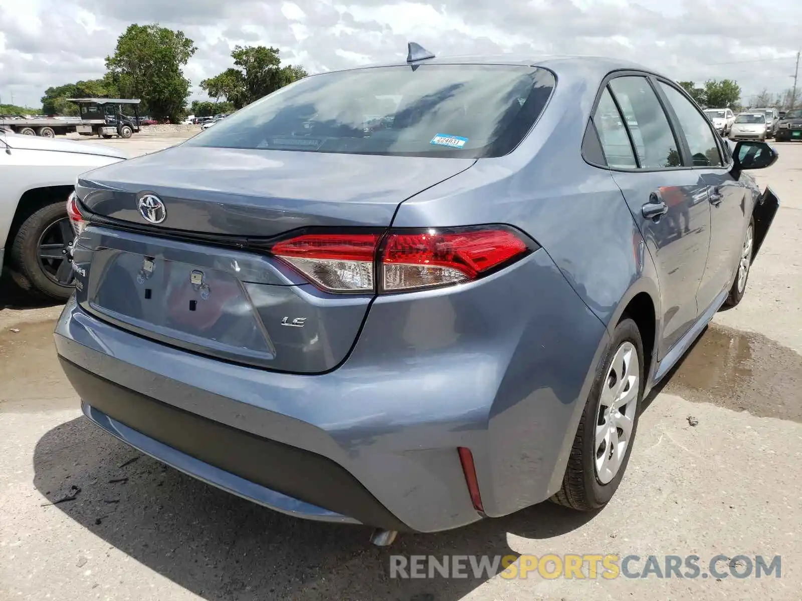 4 Photograph of a damaged car 5YFEPMAE7MP222579 TOYOTA COROLLA 2021