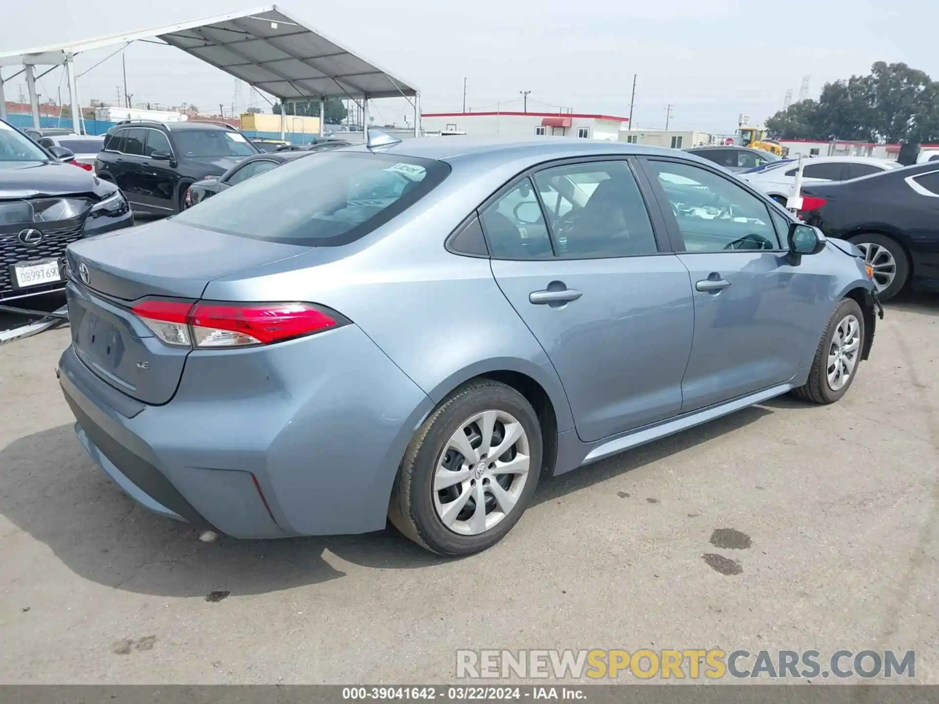 4 Photograph of a damaged car 5YFEPMAE7MP228883 TOYOTA COROLLA 2021