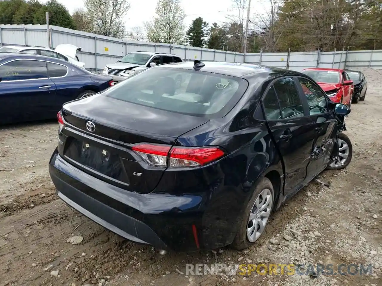 4 Photograph of a damaged car 5YFEPMAE7MP229600 TOYOTA COROLLA 2021