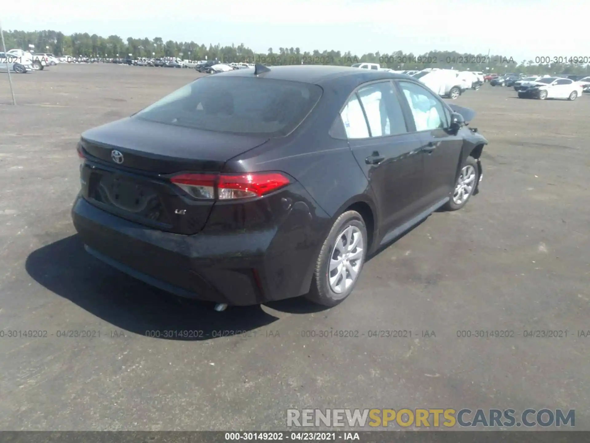 4 Photograph of a damaged car 5YFEPMAE7MP229886 TOYOTA COROLLA 2021