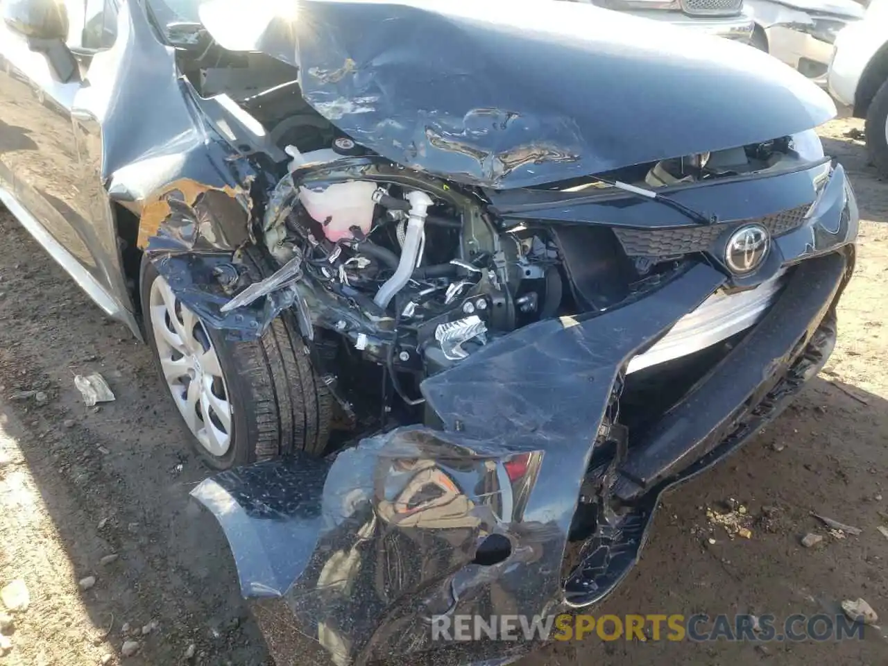 9 Photograph of a damaged car 5YFEPMAE7MP230021 TOYOTA COROLLA 2021