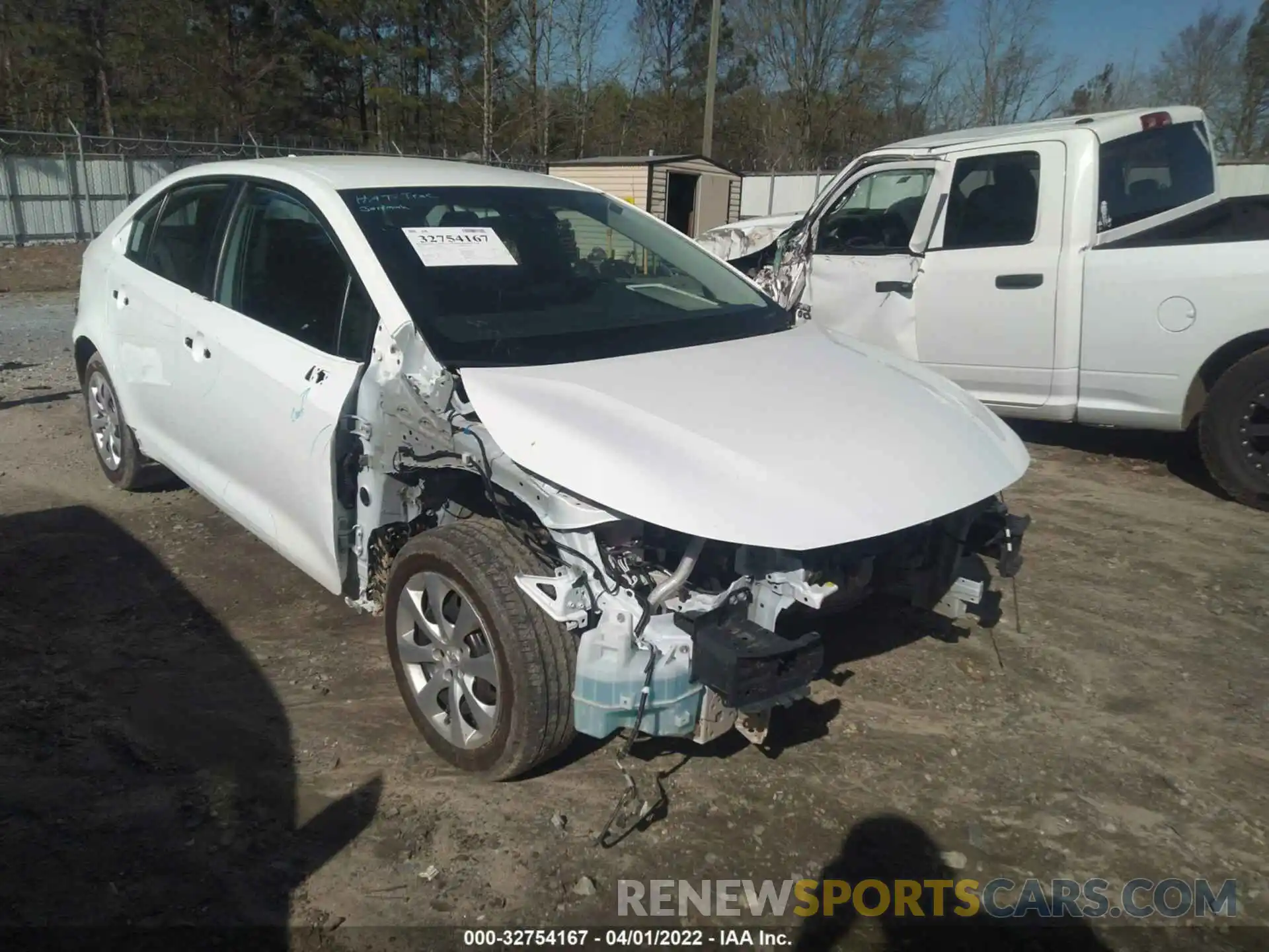 6 Photograph of a damaged car 5YFEPMAE7MP230584 TOYOTA COROLLA 2021