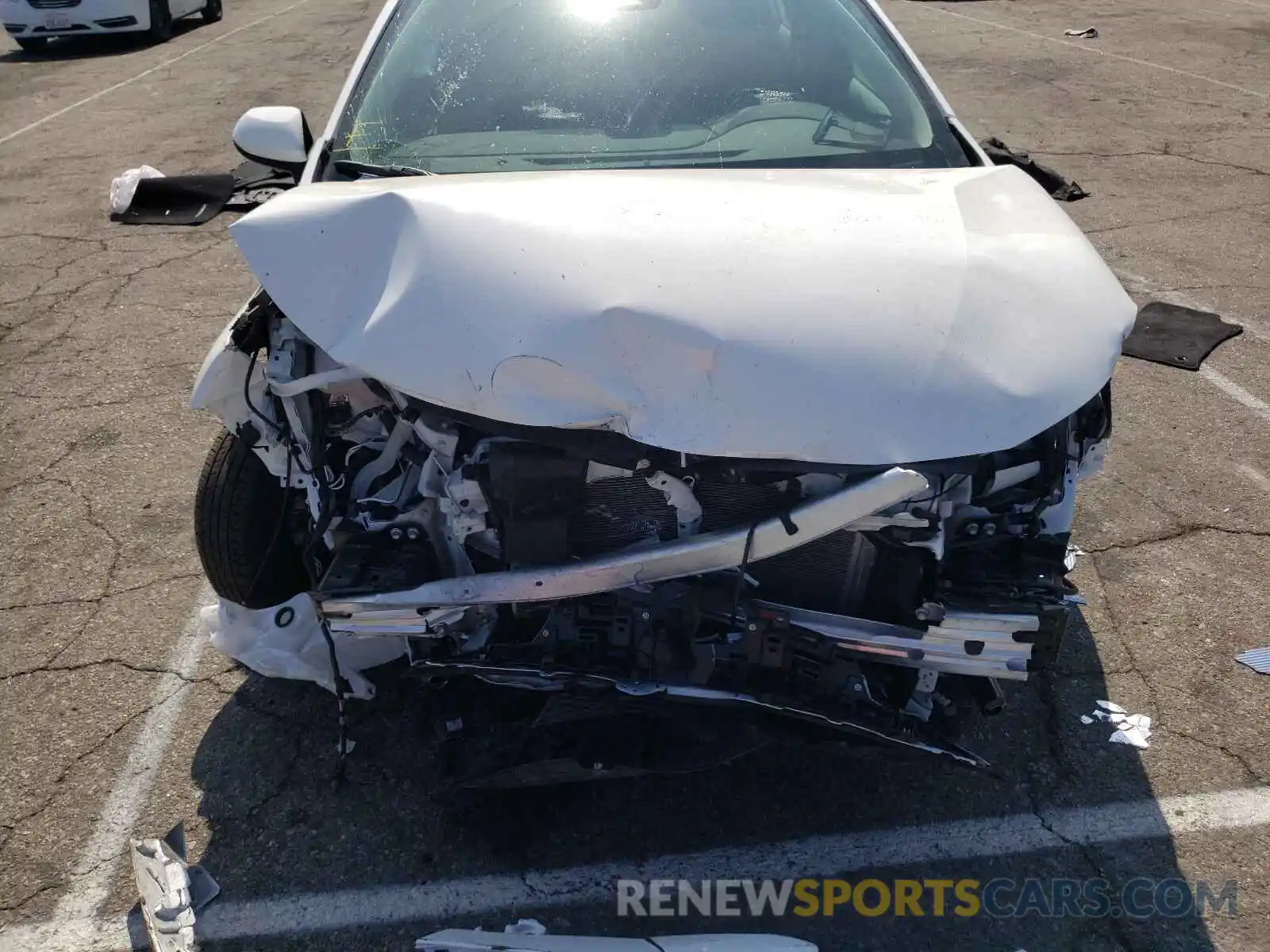 7 Photograph of a damaged car 5YFEPMAE7MP230813 TOYOTA COROLLA 2021