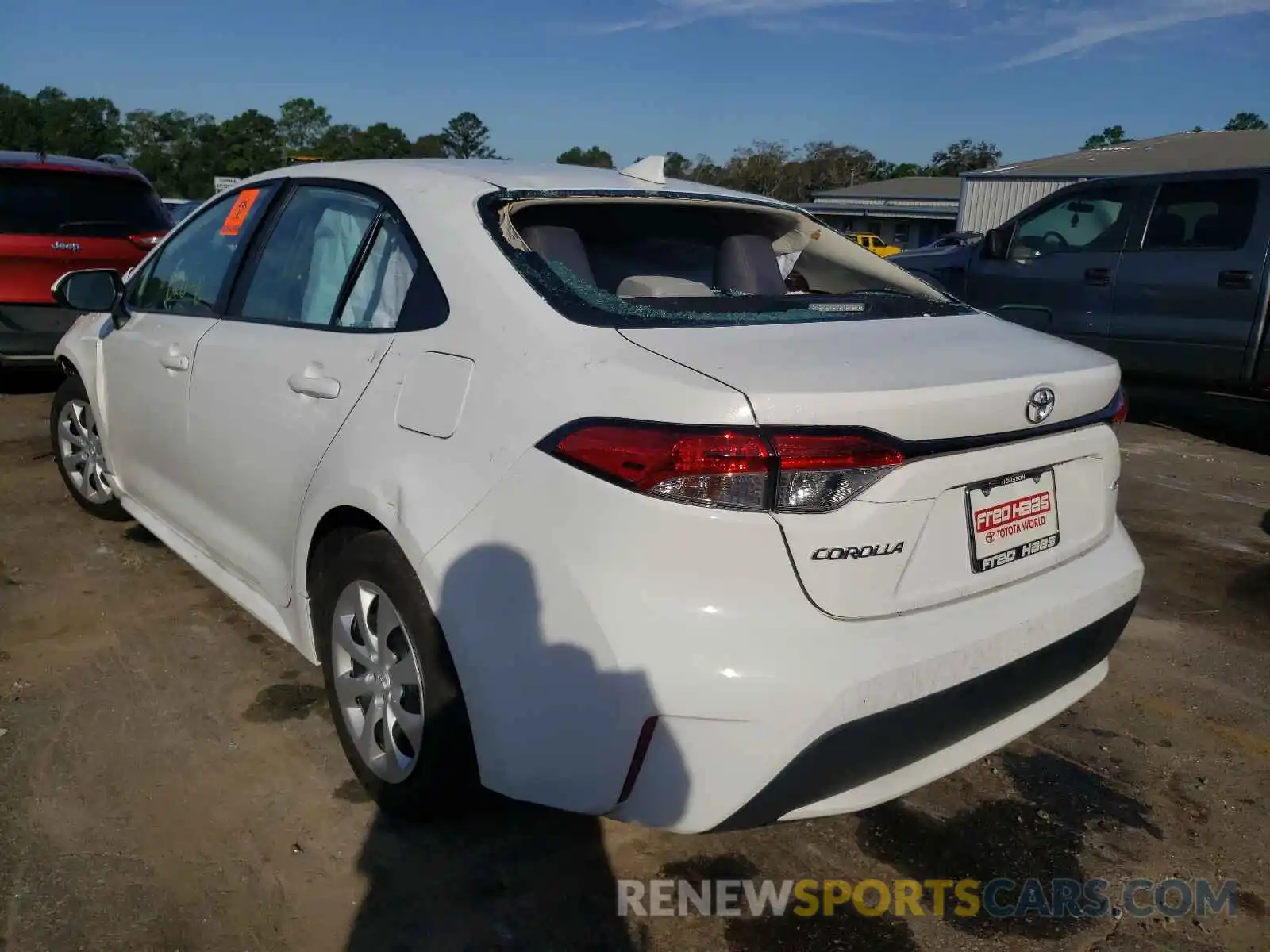 3 Photograph of a damaged car 5YFEPMAE7MP231329 TOYOTA COROLLA 2021