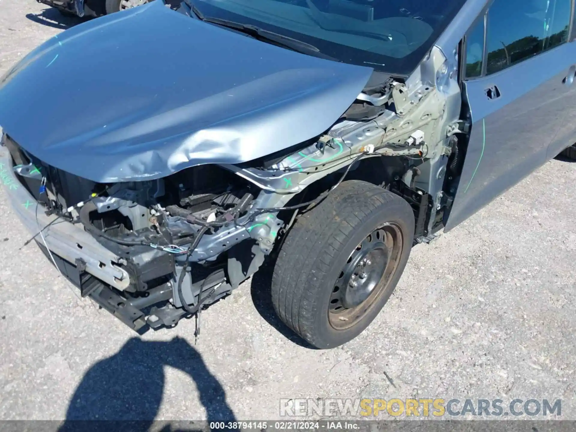 6 Photograph of a damaged car 5YFEPMAE7MP232643 TOYOTA COROLLA 2021