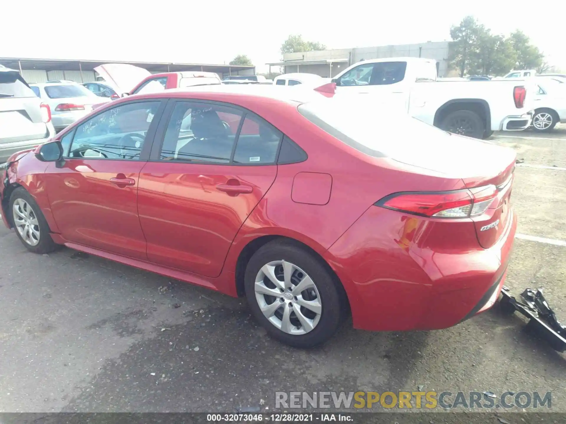 3 Photograph of a damaged car 5YFEPMAE7MP233534 TOYOTA COROLLA 2021