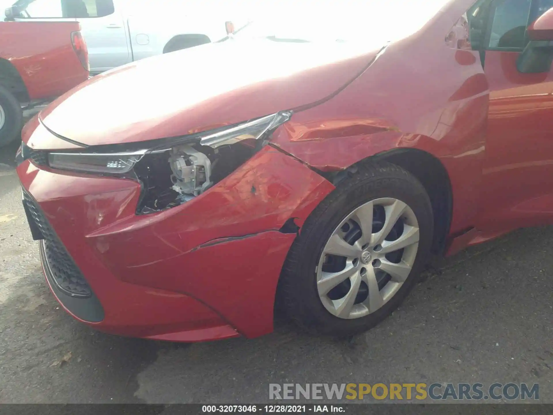 6 Photograph of a damaged car 5YFEPMAE7MP233534 TOYOTA COROLLA 2021