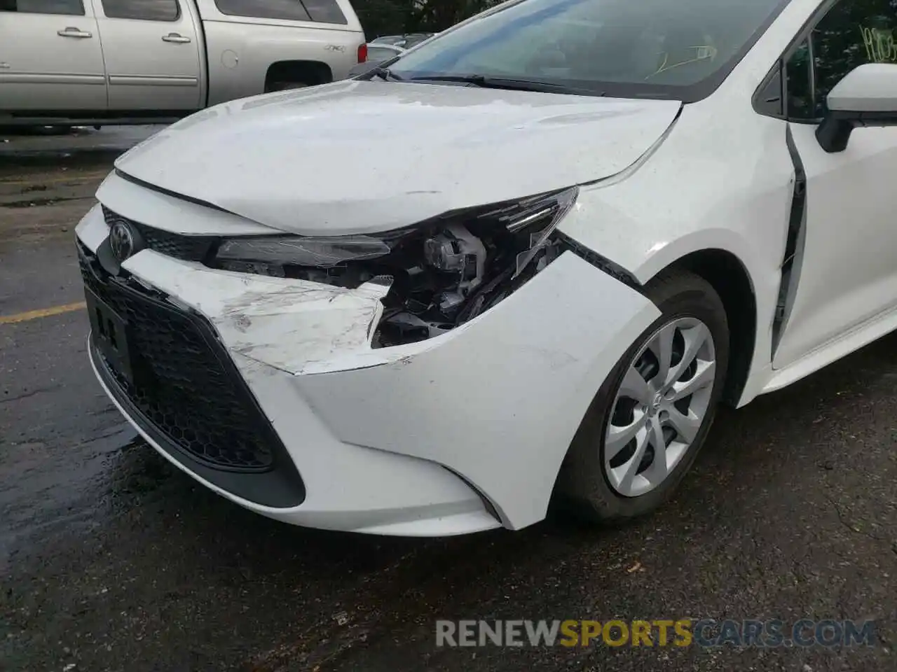 9 Photograph of a damaged car 5YFEPMAE7MP234053 TOYOTA COROLLA 2021