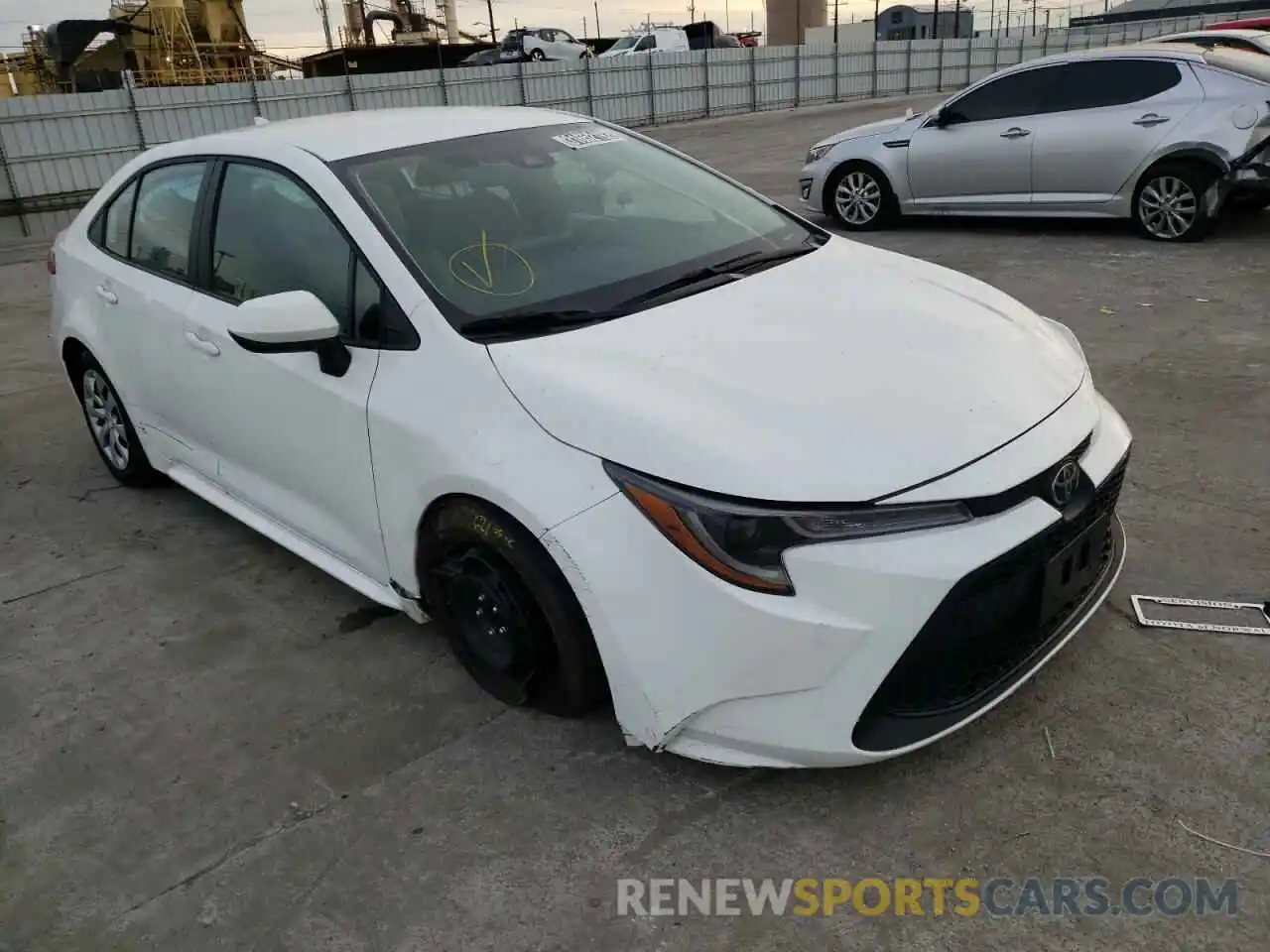 1 Photograph of a damaged car 5YFEPMAE7MP235638 TOYOTA COROLLA 2021