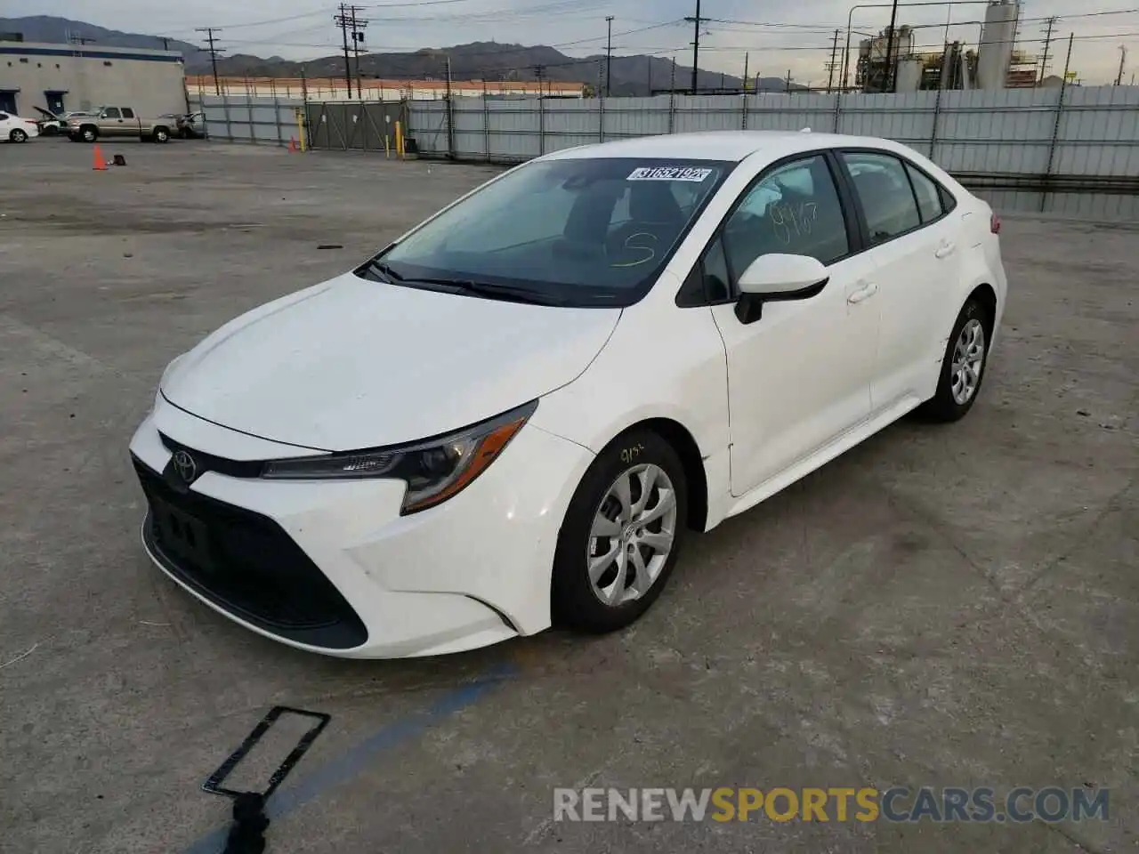 2 Photograph of a damaged car 5YFEPMAE7MP235638 TOYOTA COROLLA 2021