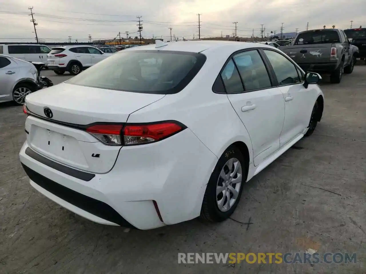 4 Photograph of a damaged car 5YFEPMAE7MP235638 TOYOTA COROLLA 2021