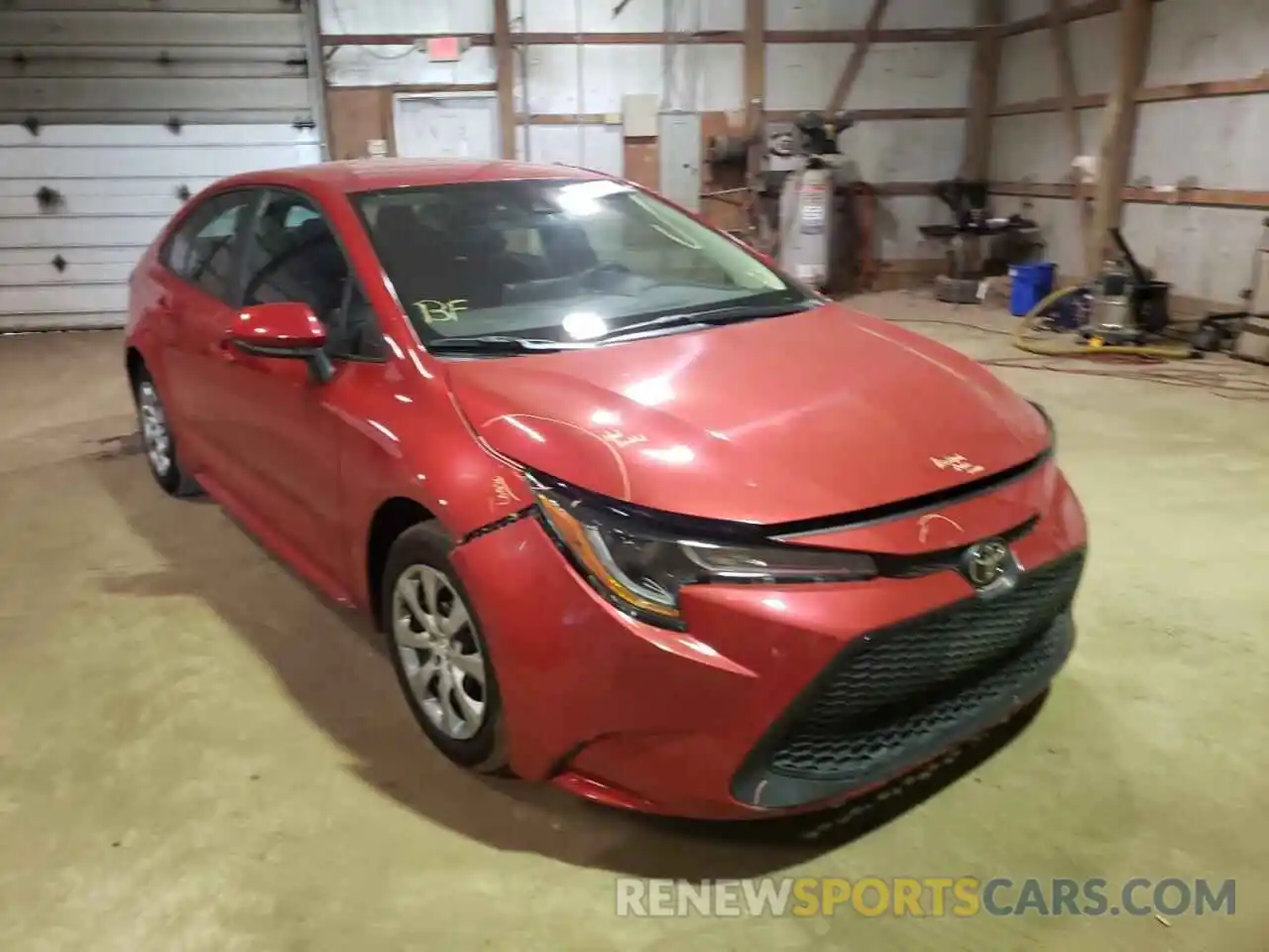 1 Photograph of a damaged car 5YFEPMAE7MP237289 TOYOTA COROLLA 2021