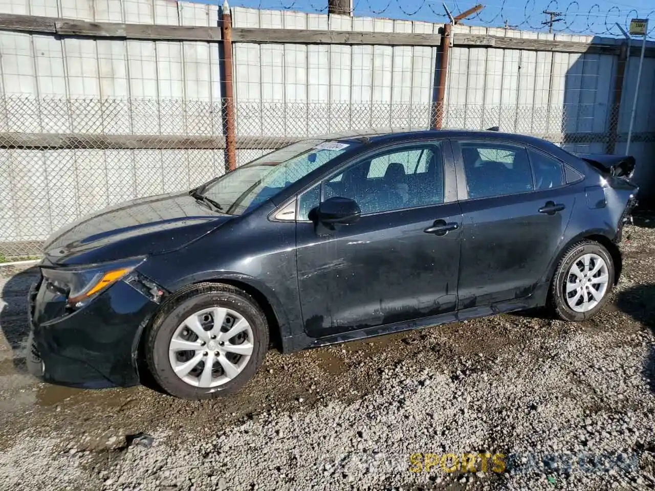 1 Photograph of a damaged car 5YFEPMAE7MP238409 TOYOTA COROLLA 2021