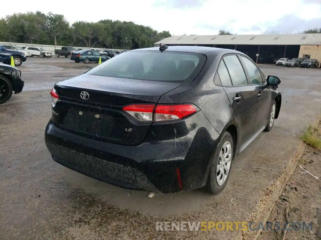 4 Photograph of a damaged car 5YFEPMAE7MP239138 TOYOTA COROLLA 2021