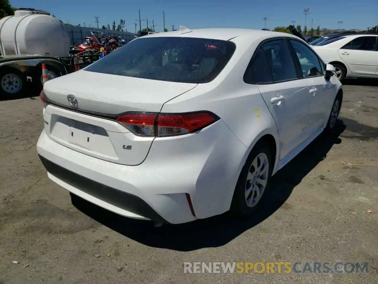 4 Photograph of a damaged car 5YFEPMAE7MP239561 TOYOTA COROLLA 2021