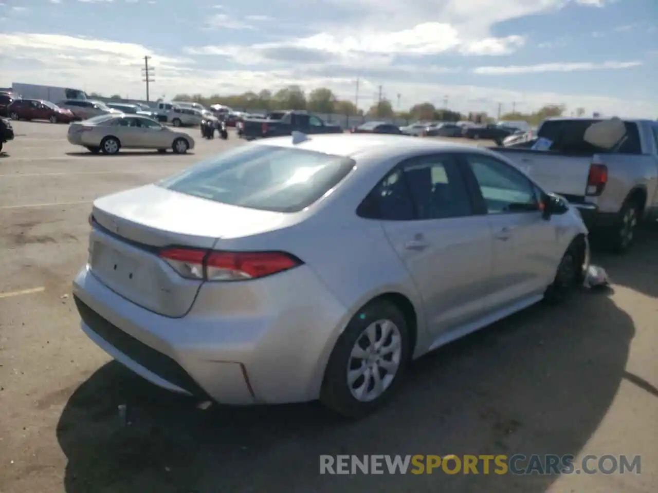 4 Photograph of a damaged car 5YFEPMAE7MP243500 TOYOTA COROLLA 2021