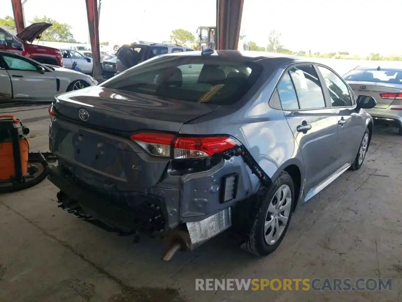 4 Photograph of a damaged car 5YFEPMAE7MP243609 TOYOTA COROLLA 2021