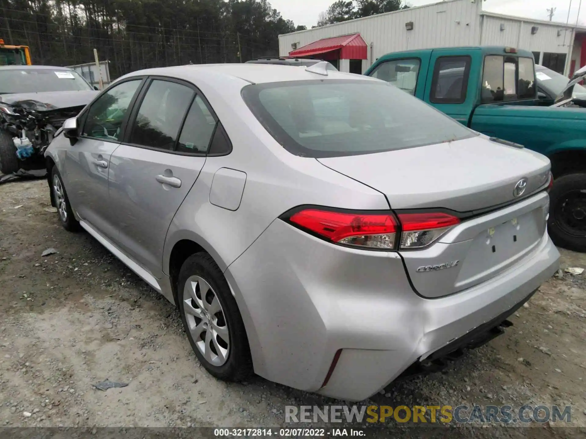 3 Photograph of a damaged car 5YFEPMAE7MP244887 TOYOTA COROLLA 2021