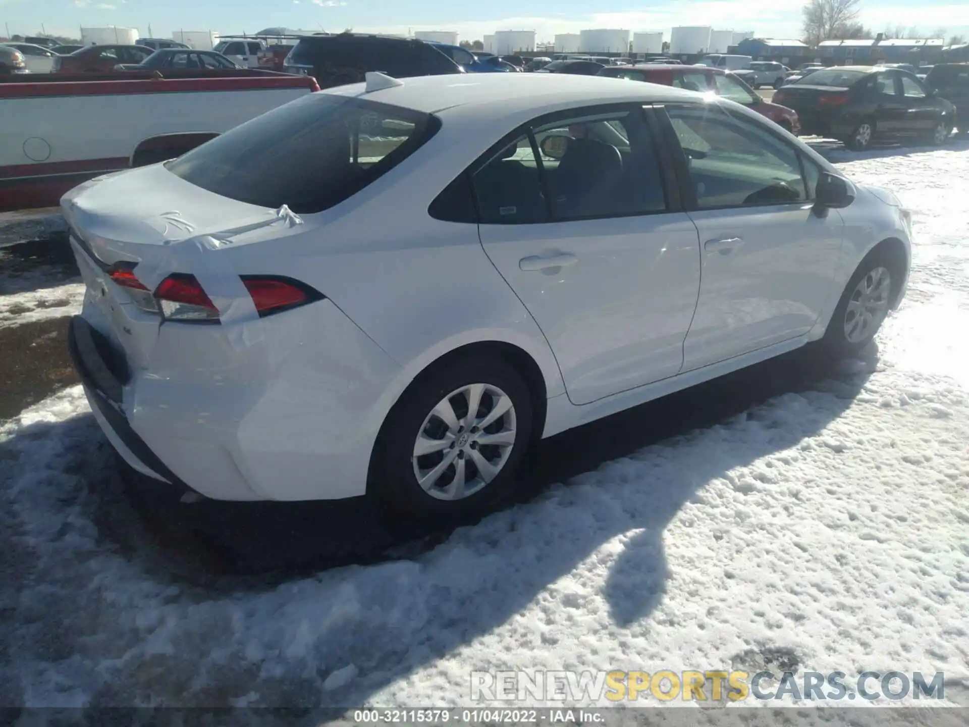 4 Photograph of a damaged car 5YFEPMAE7MP247207 TOYOTA COROLLA 2021