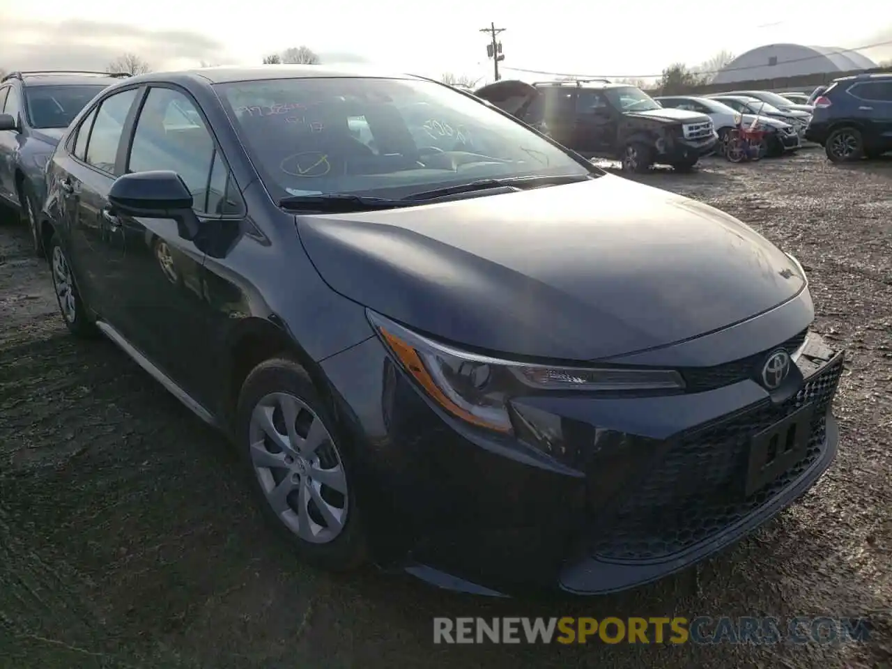 1 Photograph of a damaged car 5YFEPMAE7MP251936 TOYOTA COROLLA 2021