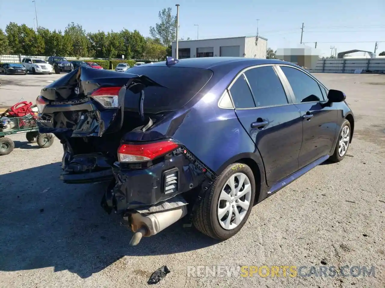 4 Photograph of a damaged car 5YFEPMAE7MP252259 TOYOTA COROLLA 2021