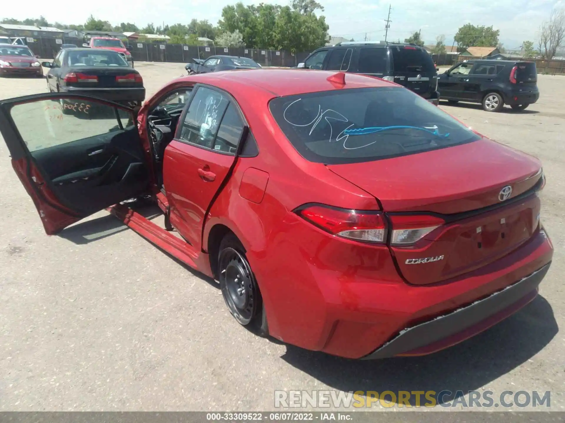 3 Photograph of a damaged car 5YFEPMAE7MP253640 TOYOTA COROLLA 2021