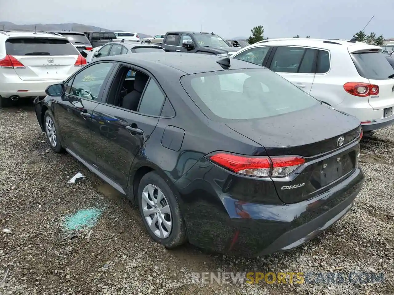 3 Photograph of a damaged car 5YFEPMAE7MP254206 TOYOTA COROLLA 2021