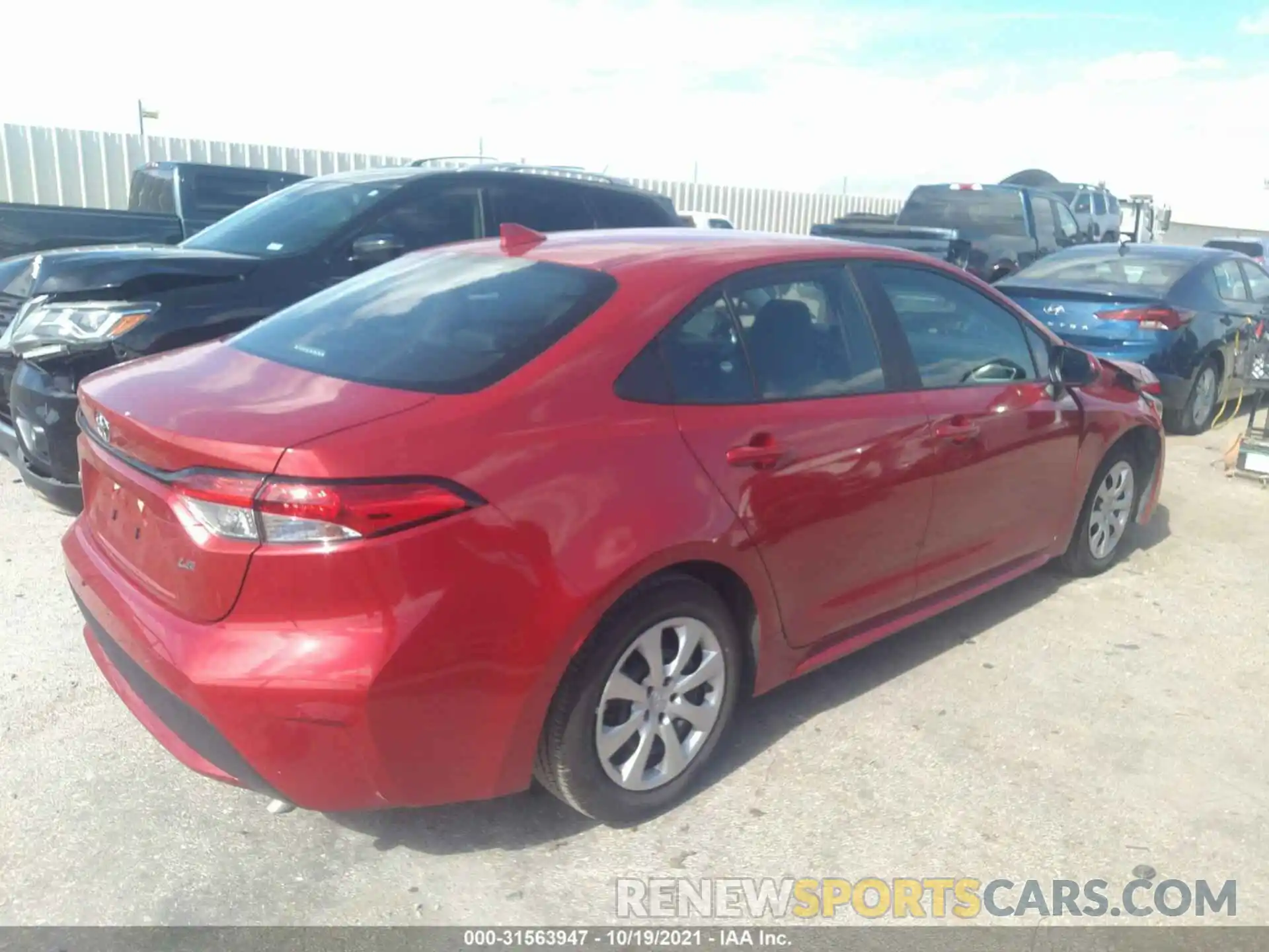 4 Photograph of a damaged car 5YFEPMAE7MP257526 TOYOTA COROLLA 2021