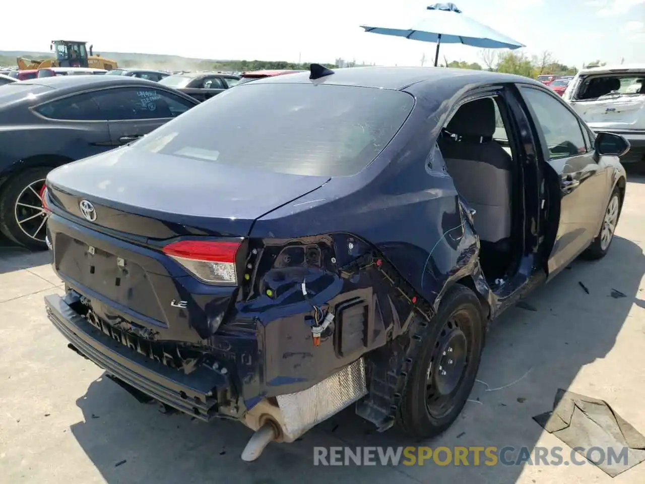 4 Photograph of a damaged car 5YFEPMAE7MP257767 TOYOTA COROLLA 2021