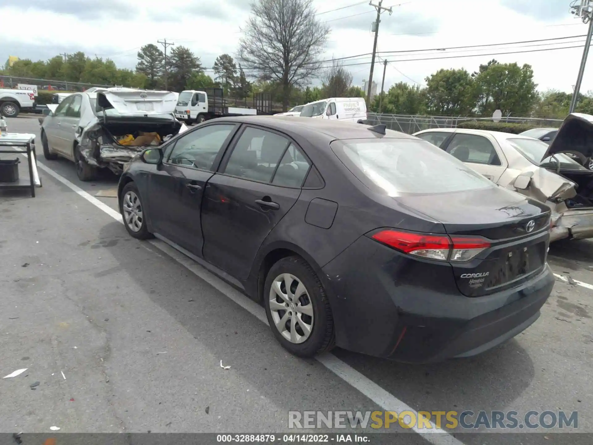 3 Photograph of a damaged car 5YFEPMAE7MP261849 TOYOTA COROLLA 2021