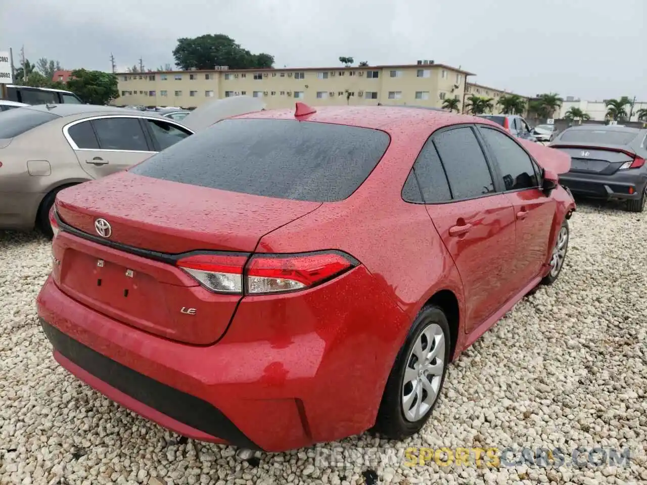 4 Photograph of a damaged car 5YFEPMAE7MP263410 TOYOTA COROLLA 2021